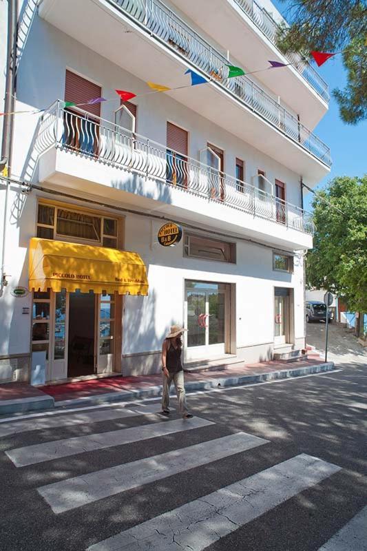Piccolo Hotel Nuova Gestione Cala Gonone Buitenkant foto