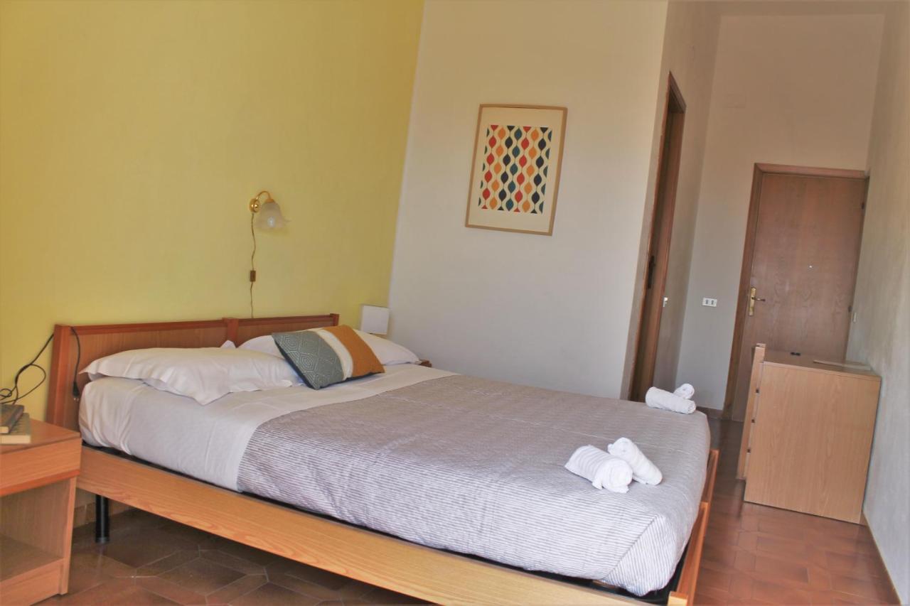 Piccolo Hotel Nuova Gestione Cala Gonone Buitenkant foto
