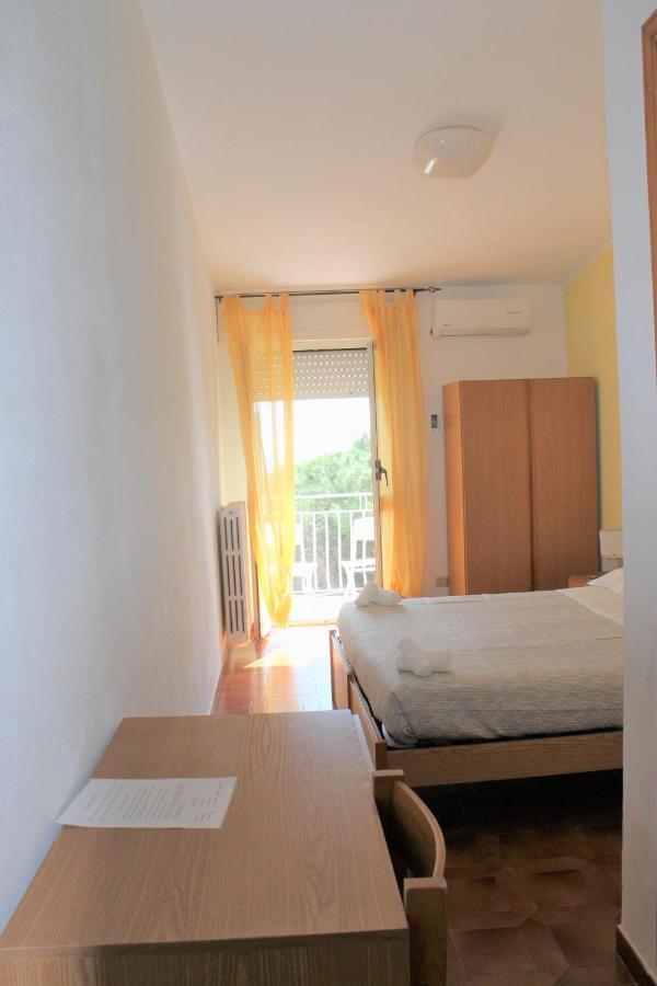 Piccolo Hotel Nuova Gestione Cala Gonone Buitenkant foto