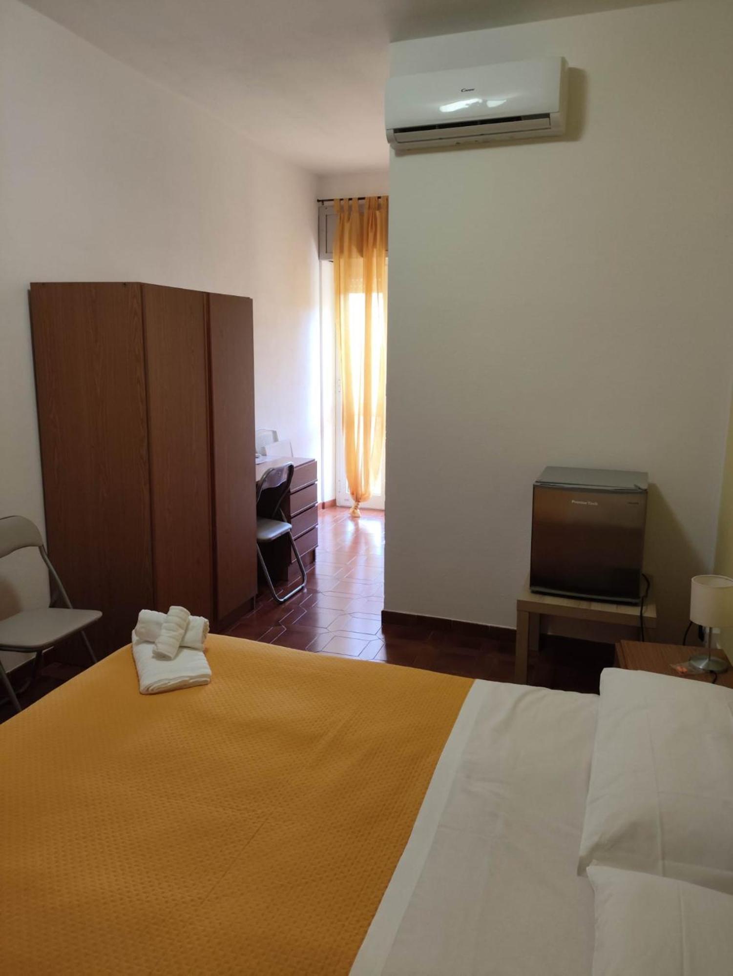 Piccolo Hotel Nuova Gestione Cala Gonone Buitenkant foto